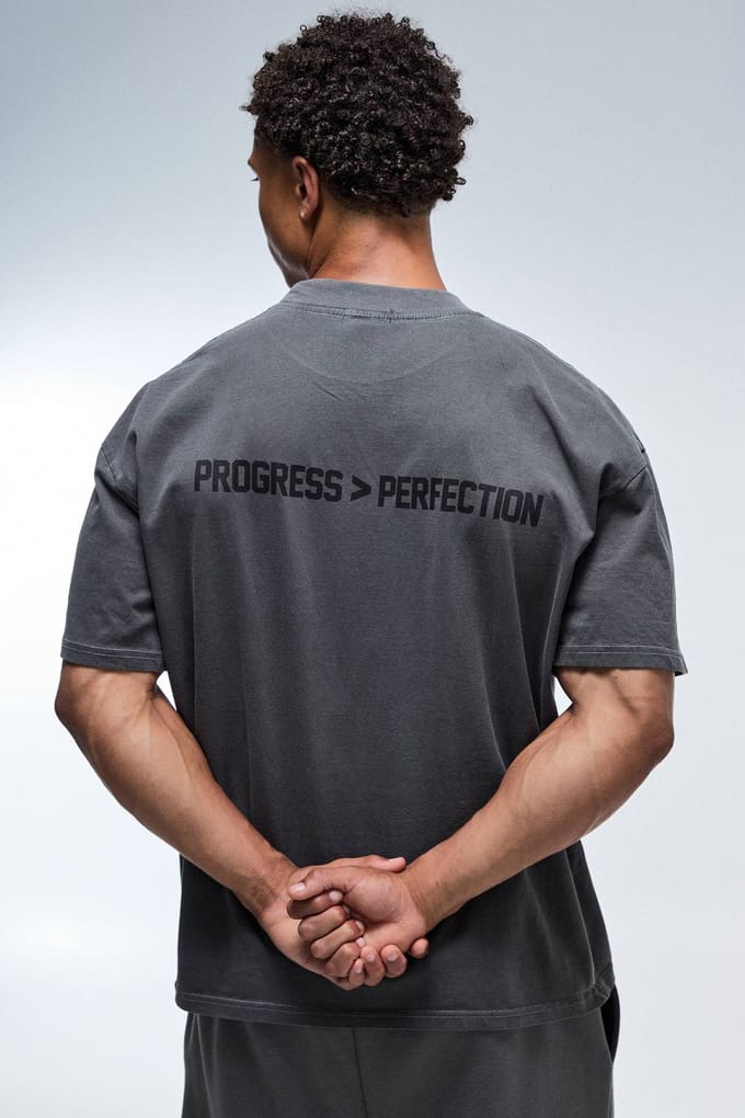 Active Progress Over Perfection Oversized Gewassen Verlengd Hals T-shirt | Black | Size XS