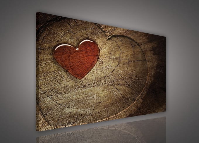 Canvas Schilderij - Rood Hart Op Hout - Hout - Hart - Liefde - Decoratie - Inclusief Frame - 100x75cm (lxb)