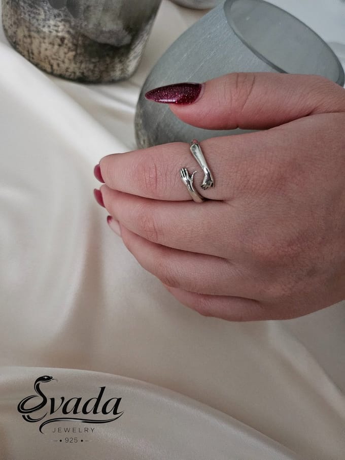 925 Sterling Zilver Ring – Knuffel Design – Verstelbare Open Ring – Armen Omhelzing Damesring – Liefde Symbool – Evada Jewelry