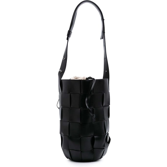 Pouch Buckethandtas van Woven Leer