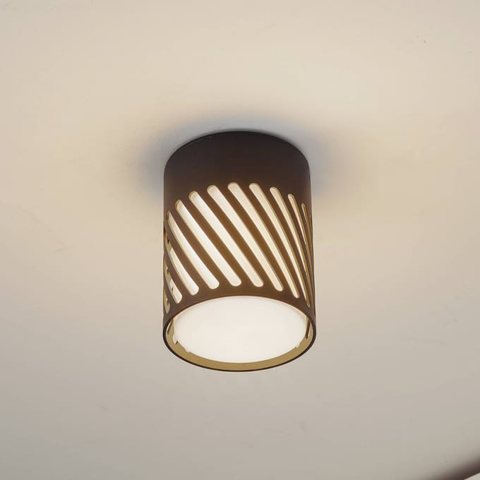 Lindby - plafondlamp - 1licht - Aluminium, polycarbonaat - H: 13.3 cm - E27 - zwart, opaal