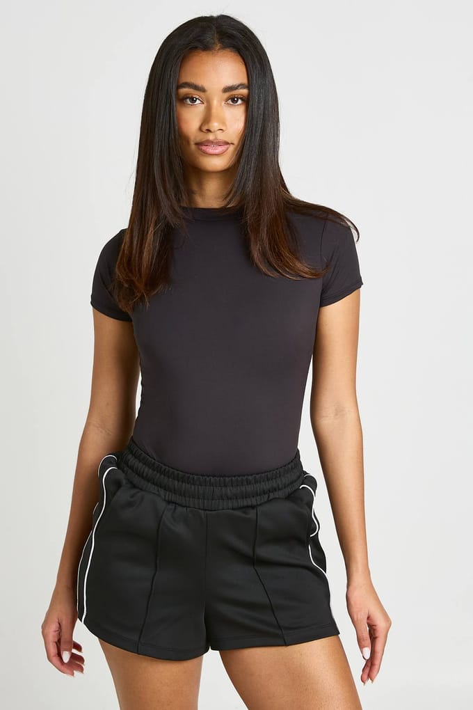boohoo Dames Second Skin Korte Mouw Hoge Hals Bodysuit | Zwart | Maat: 36