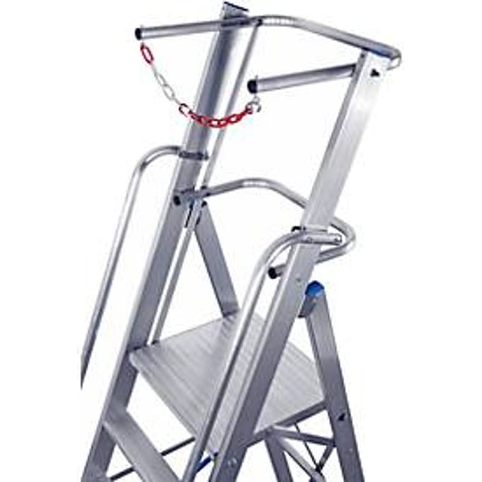 Aluminium trapladder, met groot platform, met veiligheidsbeugel en ketting, 6 treden