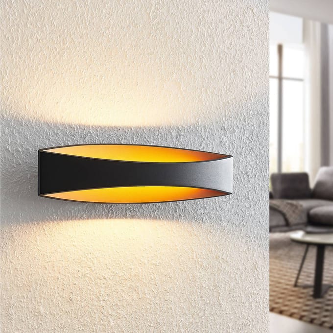 Arcchio LED wandlamp Jelle, 44 cm, zwart/goud, omhoog/omlaag