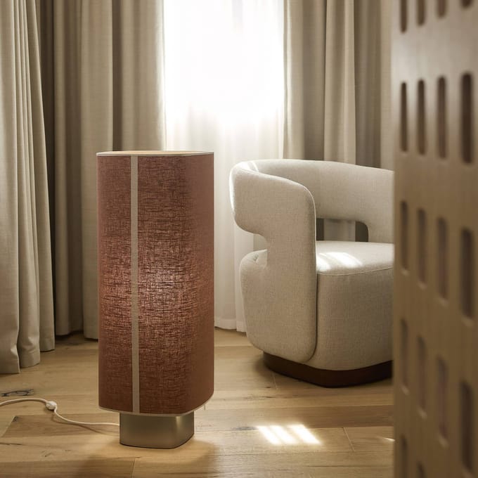 MARKET SET Vloerlamp Dolce, kurkbruin, linnen, E27