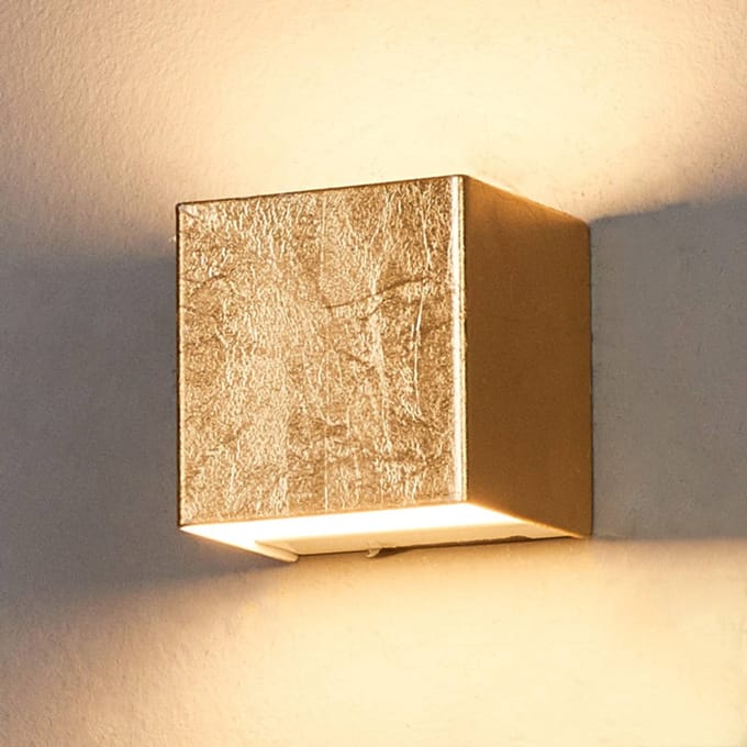 Lindby LED wandlamp Quentin, 9 cm breed, goudkleurig, metaal