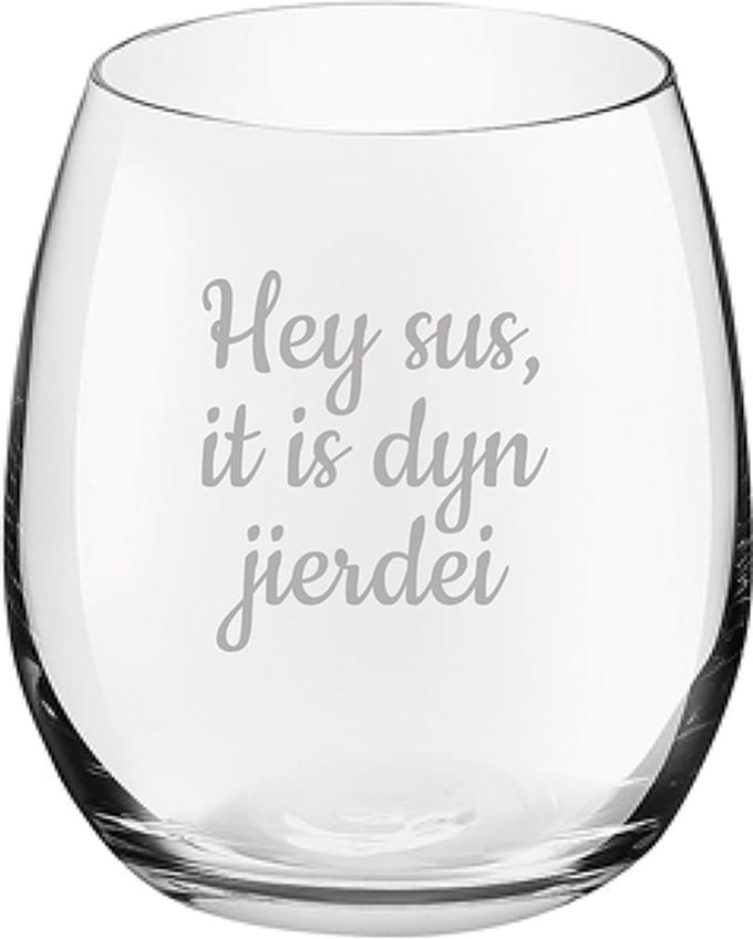 Drinkglas gegraveerd - 39cl - Hey sus it is dyn jierdei