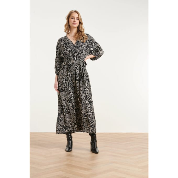 Smashed Lemon Zwarte midi jurk met beige paisley print |