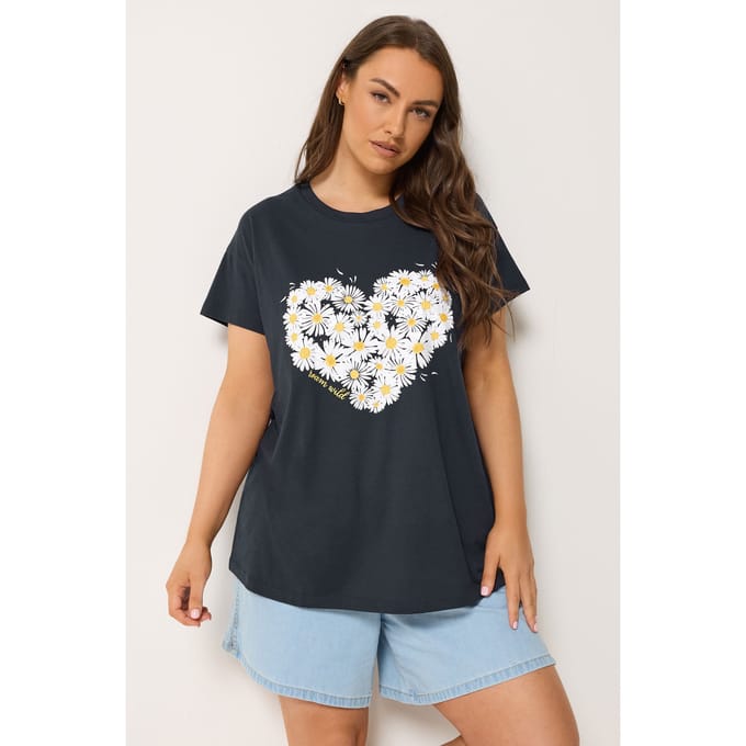 Yours Marineblauw Tshirt Met Madeliefjes En Hartjesprint Size 48