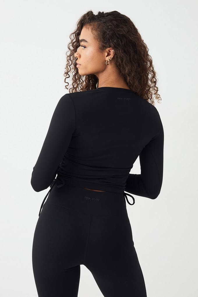 Dames DSGN Studio Ultra Sculpt Gerimpelde Zijkant Lange Mouwen Top | Black | Maat: XS
