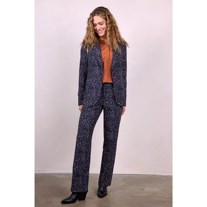 Travel pants Explore print Dark blue Stone print