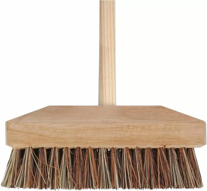 Buitenbezem/schrobborstel hard - FSC hout - 22 x 130 cm - straatbezems