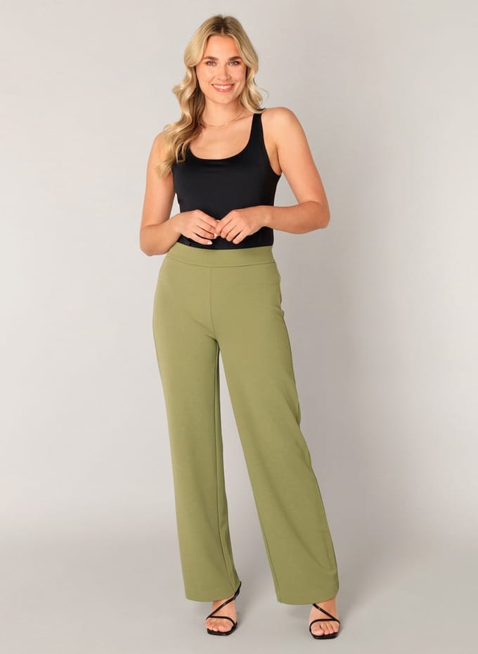 BASE LEVEL Yarah Broek - Green - maat W48 / L32