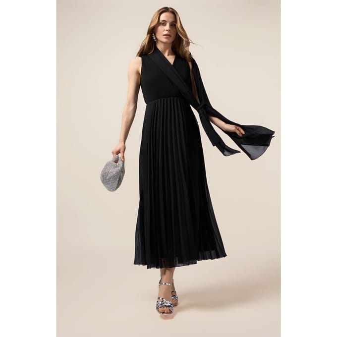 Oltre Long Pleated Dress With Ruffle Black Taglia: S | Maxi abiti Outlet | Donna | Nero