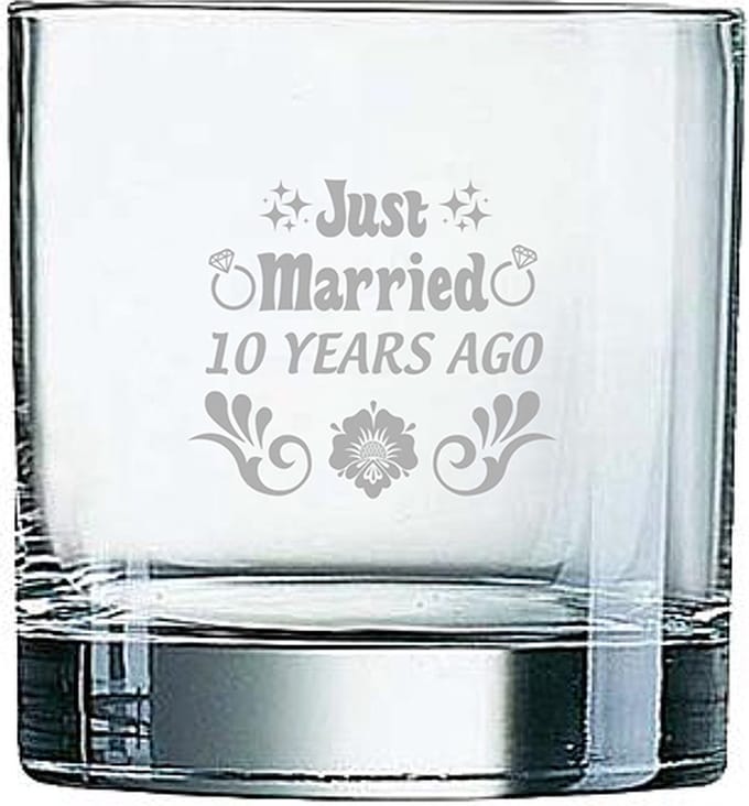 Gegraveerde Whiskeyglas 38cl Just Married 10 years ago