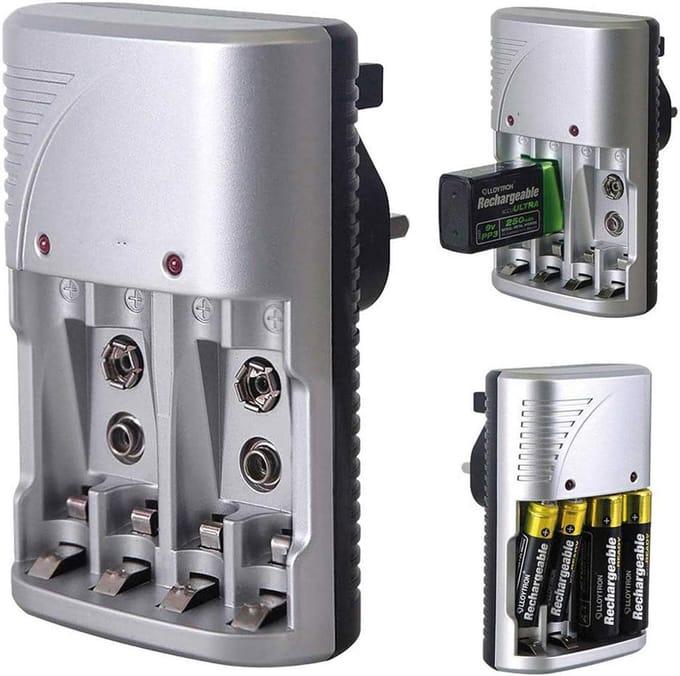 Snellader AA AAA & 9V Batterijen Oplaadbaar - 4 Slots & Universele Spanning