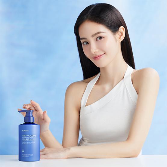 Kundal Airy Volume Hyaluron Treatment 500ml Blossom Breeze