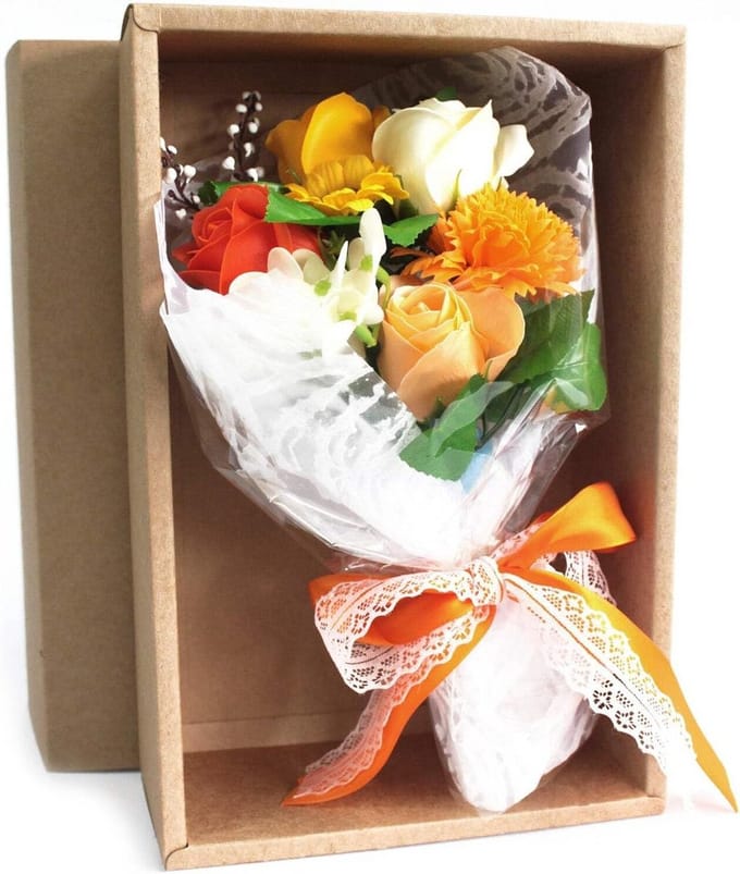 Geurende Bloem Zeepboeket in Cadeaubox - Oranje