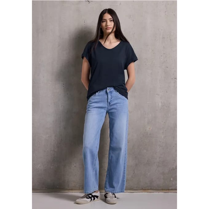Basic shirt met V-hals