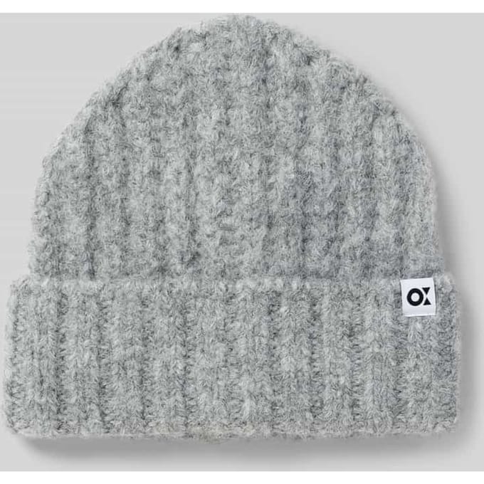 Beanie met labeldetail, model 'Acotta'