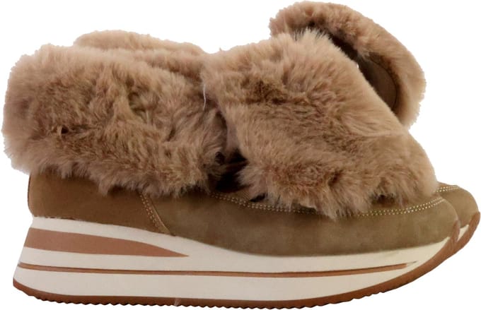 Sneakers met veters en bont