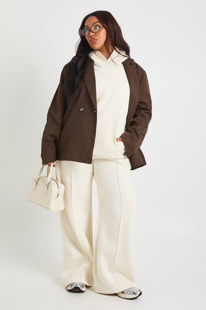 boohoo Dames Plus Core Basic Raglan Naad Oversized Hoodie | Ecru | Maat: 46