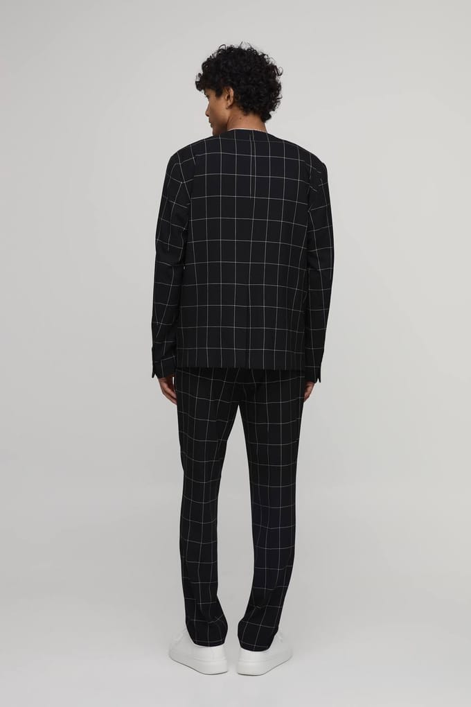 Windowpane Checked Collarless Regular Fit Wrap Blazer | Black | Size 46