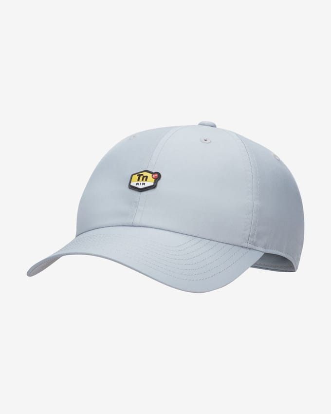 Nike Dri-FIT Club ongestructureerde Air Max Tn - Pet - Maat L/XL - Wolf Grey / Grijs - Club - Lifestyle - Unisex Pet