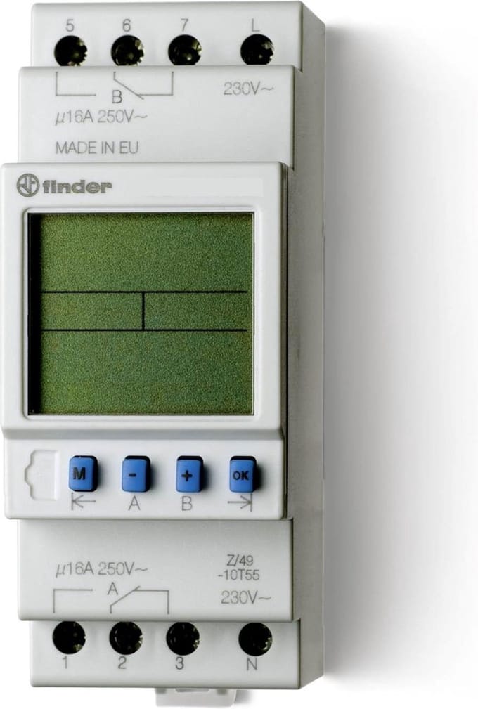 Digitale Wekker Timer Schakelaar 2CO 16A 24V UC - 12.22.0.024.0000