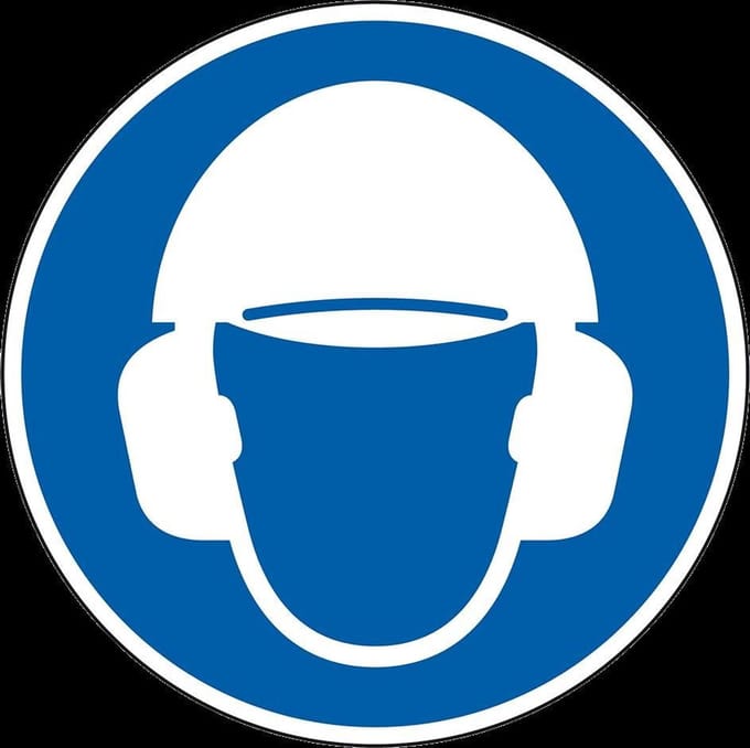 Hoofd en gehoorbescherming verplicht sticker, ISO 7010 150 mm