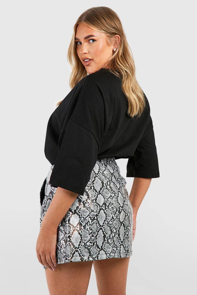 boohoo Dames Plus Snake Leather Look Mini Rok | Grey | Maat: 28