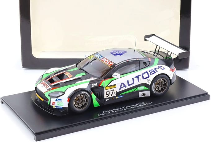Aston Martin V12 Vantage #97A Bathurst 12 Hours Endurance Race 2015 - 1:18 - AUTOart