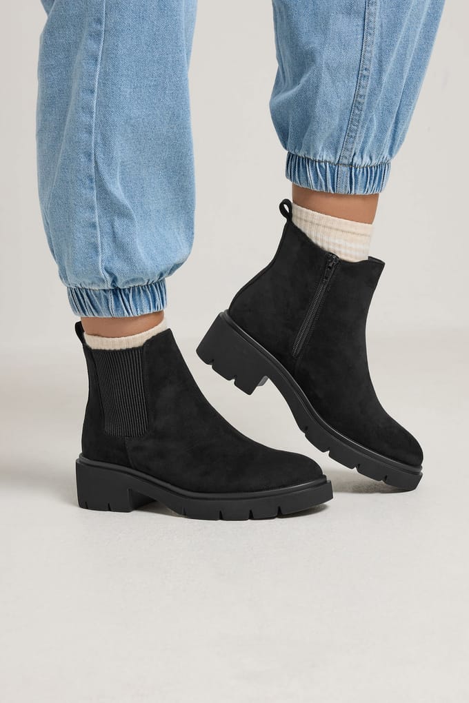 Yours Zwarte Chelsea Boots Met Profielzool In Brede E En Extra Brede Eeepasvormsize 41EEE