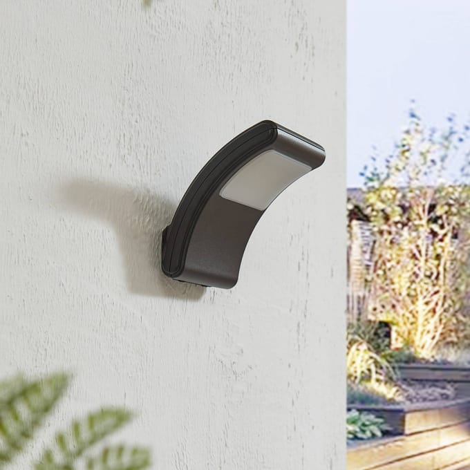 Lindby LED buitenwandlamp Radane, donkergrijs, hoekig, IP54