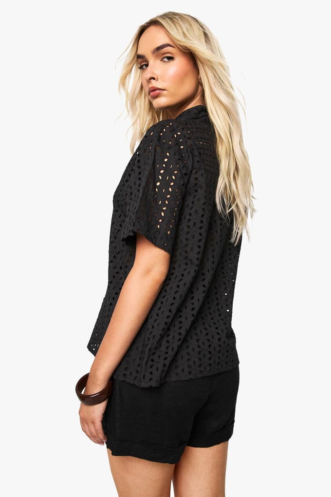 boohoo Dames Broderie Short Sleeve Shirt | Black | Maat: 8