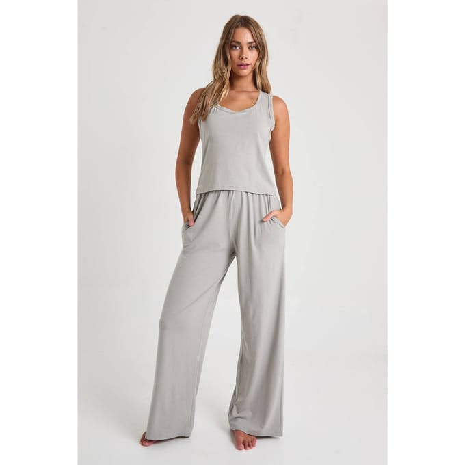 boohoo Dames Modal Hemd & Wijde Pijpen Broek Pyjama Set | Grey | Maat: 6