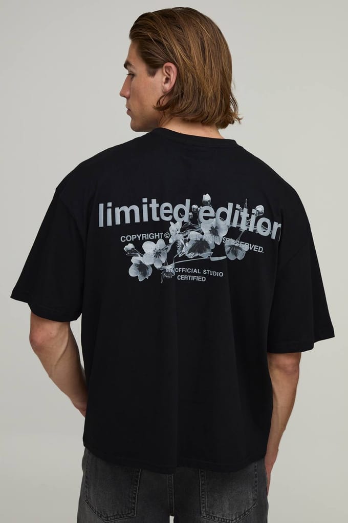 Oversized Boxy Limited Edition T-shirt Met Bloemenprint | Black | Size Medium