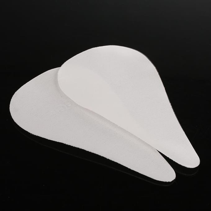 Camel Toe Concealer Herbruikbare traceless onzichtbare zelfklevende siliconen voor damesleggings, badkleding 1pc white
