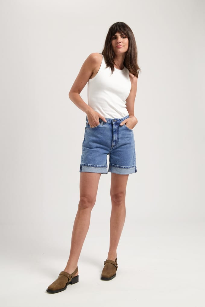 Mud Jeans Luna Mid Short Stone Vintage Größe: L | Kurze Sporthosen Outlet | Damen