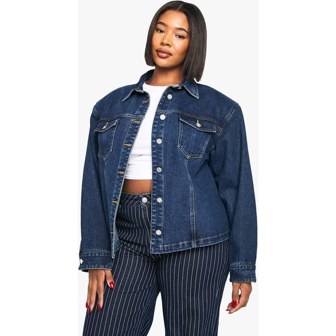 boohoo Dames Plus Denimjasje met schouderpaddetail | Indigo | Maat: 16