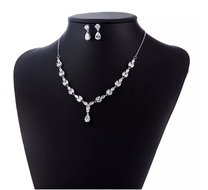 N3 Collecties Luxe Wit Water Drop Cubic Zirconia Statement Ketting Oorbellen Set