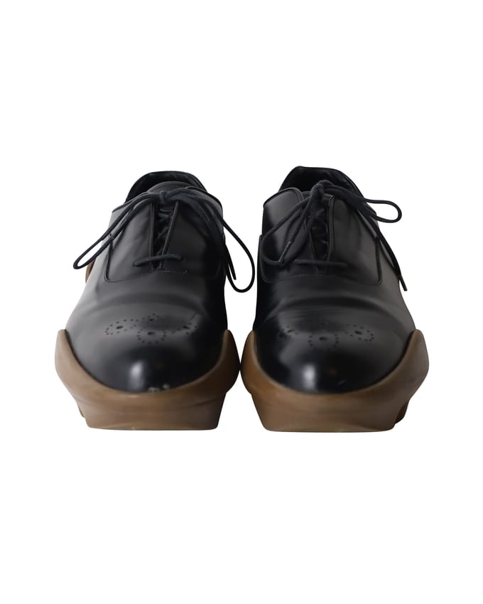Prada Platform Brogues in Zwart Leer