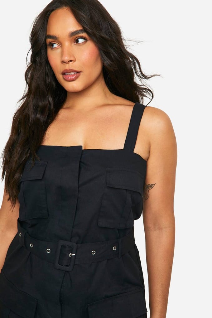 boohoo Dames Plus Utility Cargo Playsuit | Zwart | Maat: 56