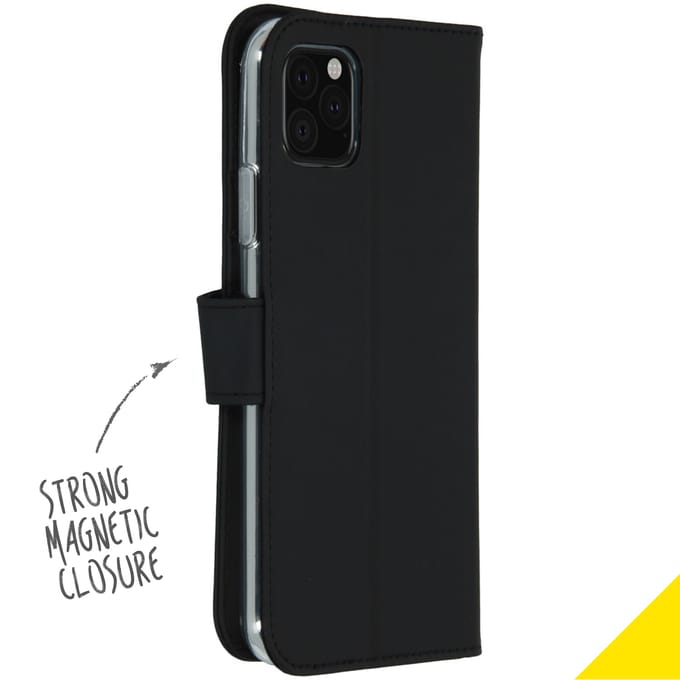 Accezz Hoesje - Geschikt voor Apple iPhone 11 Pro Max - Wallet Softcase Bookcase - Zwart