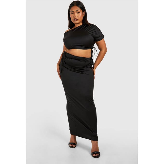 boohoo Dames Plus Geritste Drapeer Schouder Crop Top en Maxi Rok | Zwart | Maat: 56