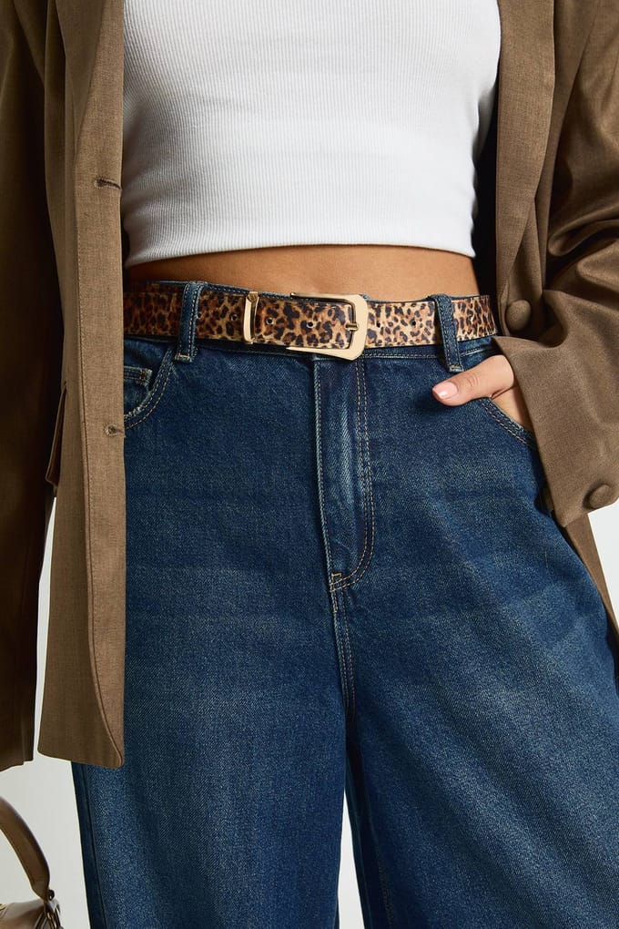 boohoo Dames Luipaardprint robuuste gesp boyfriend-riem | Maat: Medium/Large