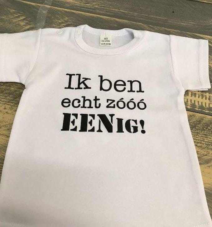 Baby Rompertje met eigen tekst bedrukking | Korte mouw | wit  | maat 56