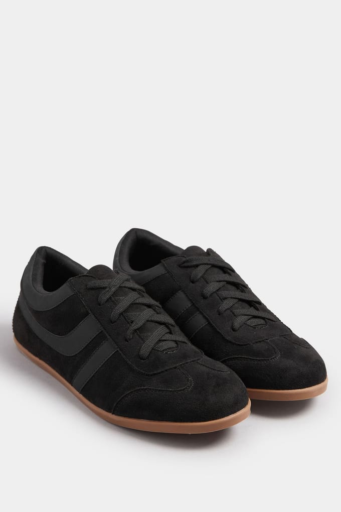 Yours Zwarte Lage Retro Streep Sneakers In Extra Brede Eeepasvormsize 39EEE