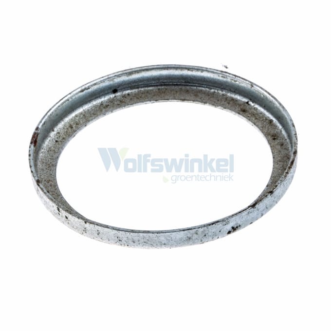Dust seal-oil pump