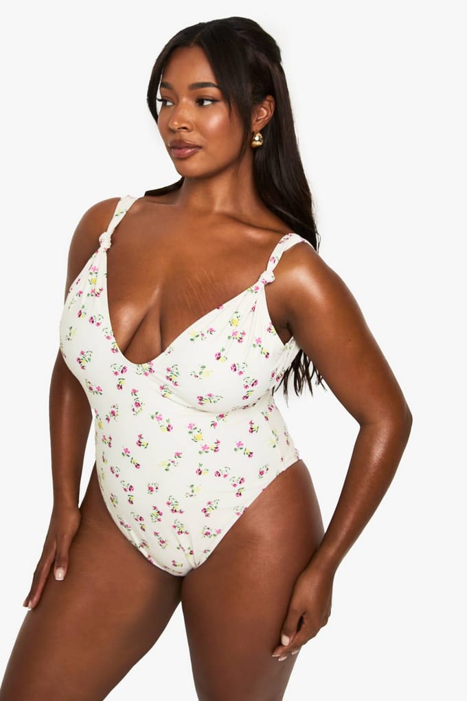 boohoo Dames PLUS GEDRUKT GEKNOOPT BADKLEDING | Creme | Maat: 56